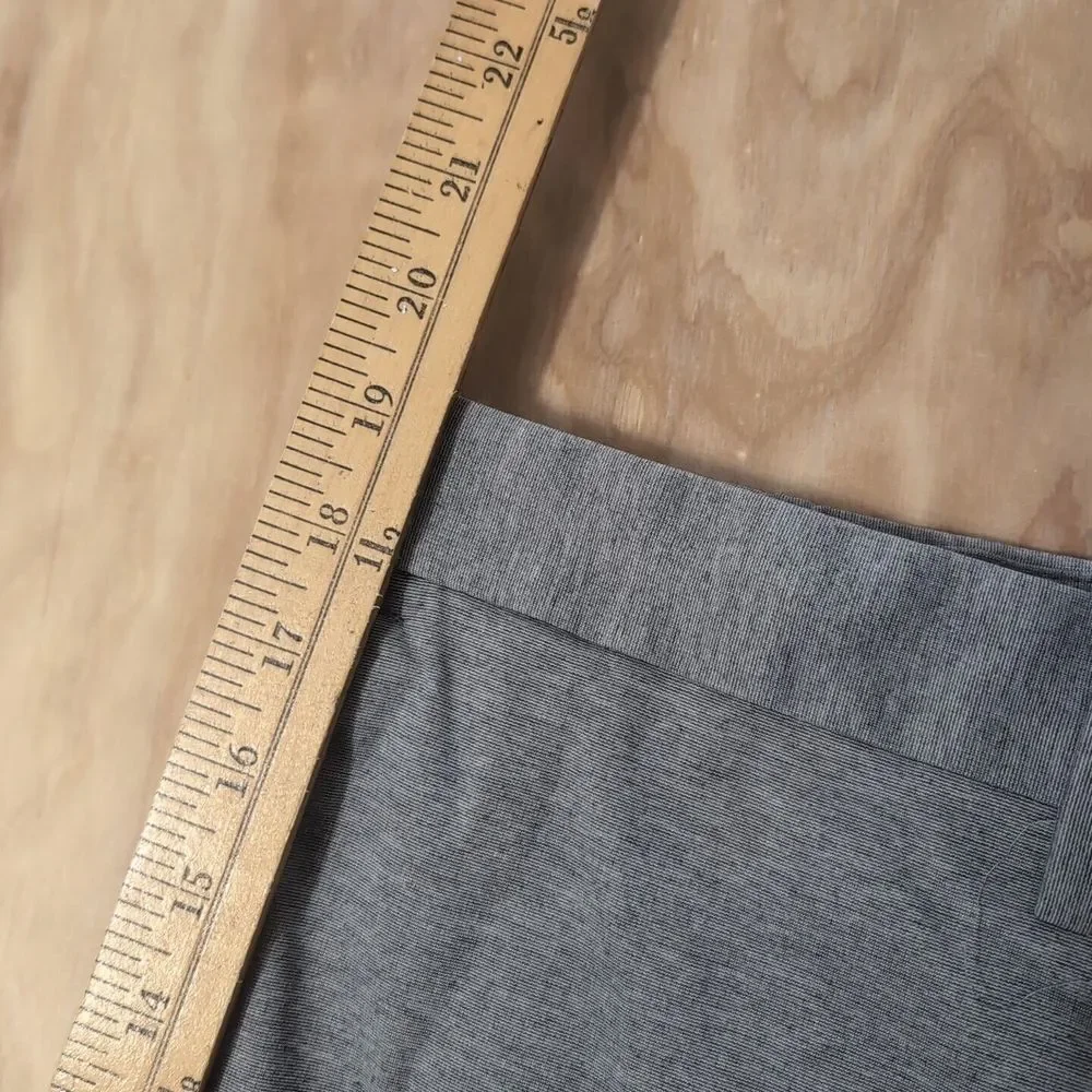 Banana Republic 42 x 8